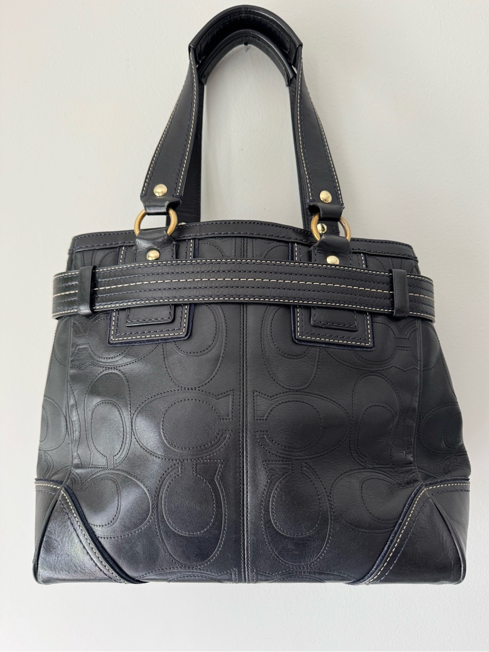COACH Leather Hampton Embossed Black Shoulder Bag - Picture 2 of 9